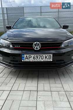 Volkswagen Jetta  2016