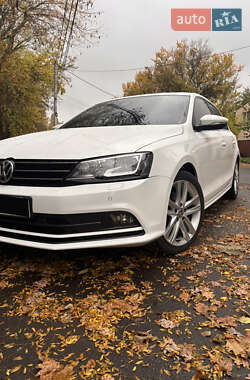 Volkswagen Jetta  2014