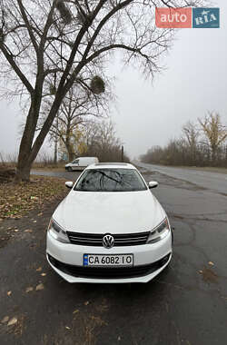 Volkswagen Jetta  2013