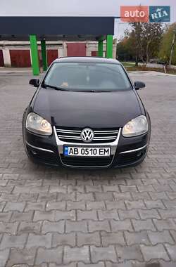 Volkswagen Jetta  2008