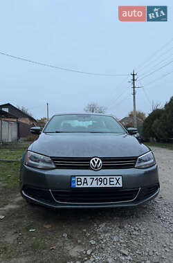 Volkswagen Jetta  2014