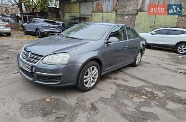 Volkswagen Jetta  2007