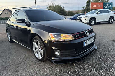 Volkswagen Jetta  2014