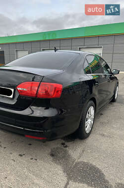 Volkswagen Jetta 2012