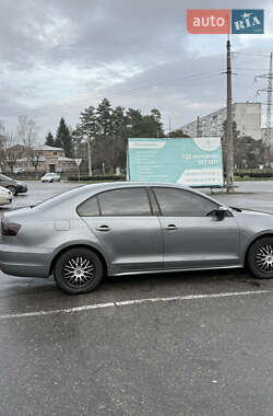 Volkswagen Jetta  2014