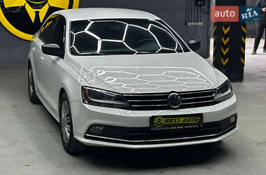 Volkswagen Jetta  2015