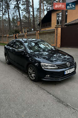 Volkswagen Jetta  2016