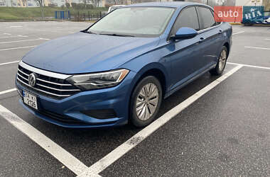 Volkswagen Jetta 2019