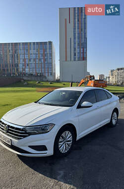 Volkswagen Jetta  2018