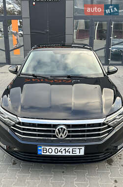 Volkswagen Jetta  2019