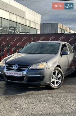 Volkswagen Jetta  2005