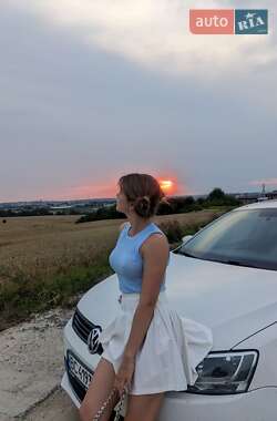 Volkswagen Jetta  2011