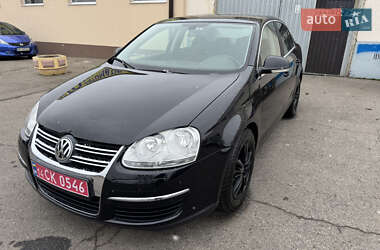 Volkswagen Jetta  2008