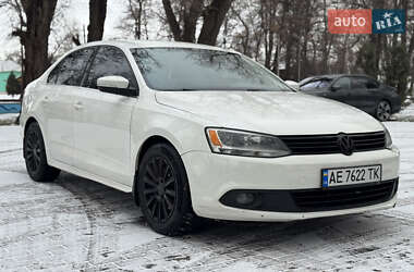 Volkswagen Jetta  2013