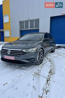 Volkswagen Jetta  2019