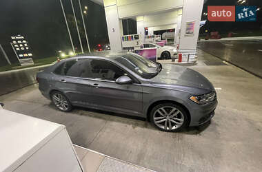 Volkswagen Jetta  2020