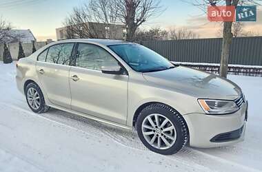 Volkswagen Jetta  2013