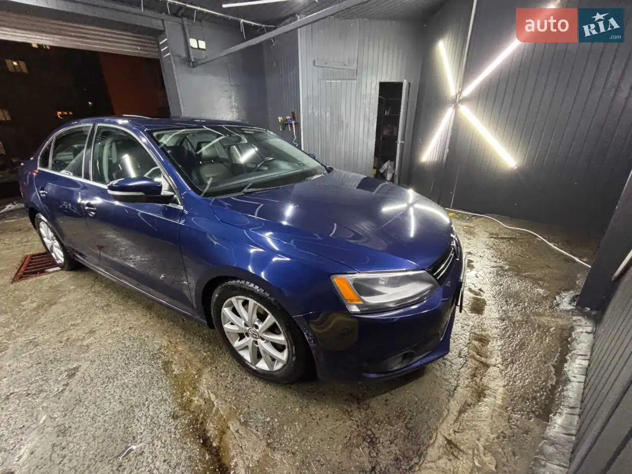 2012 Volkswagen Jetta - мініатюра 2