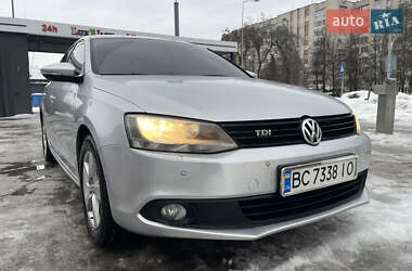 Volkswagen Jetta  2011
