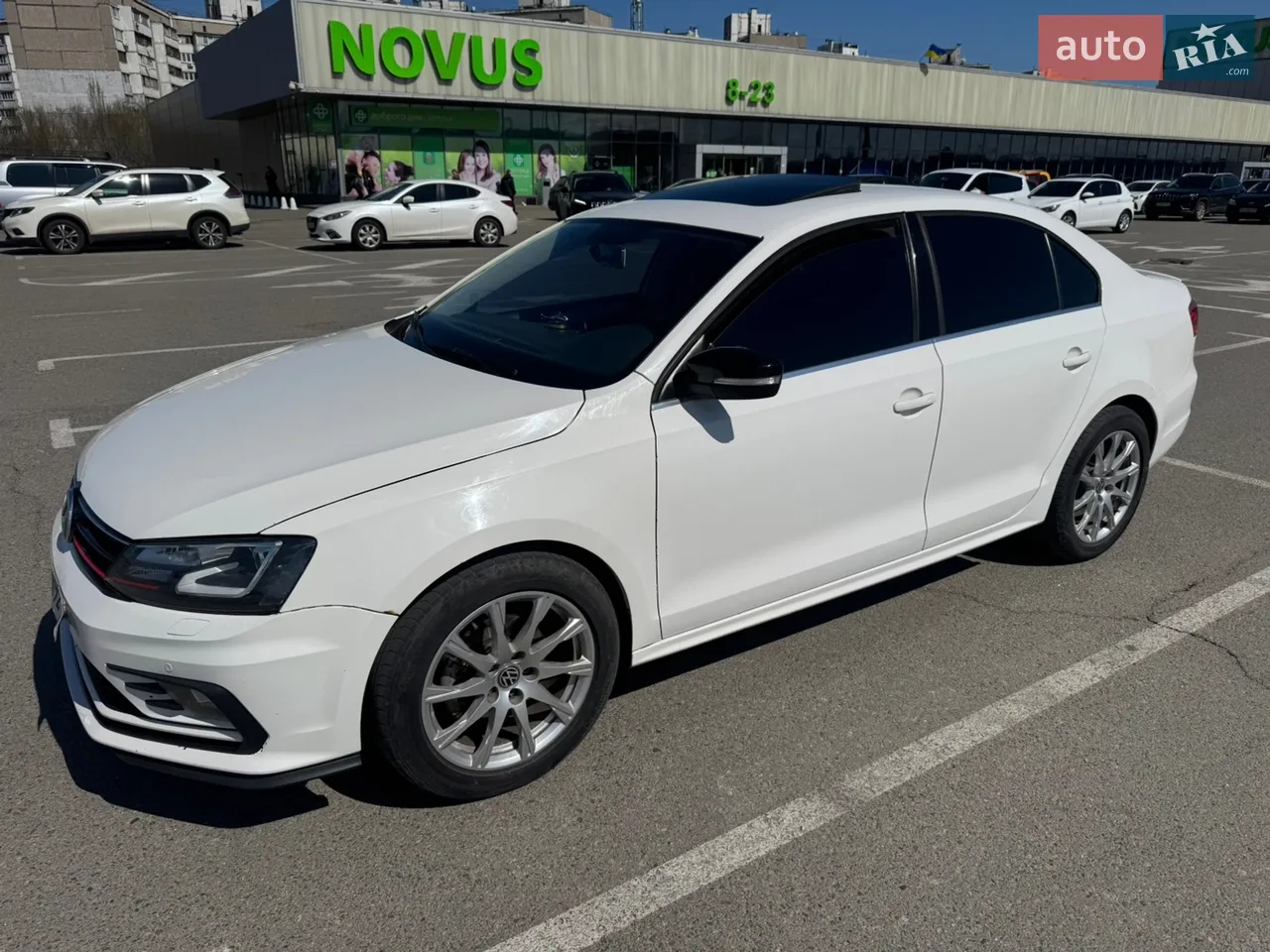 2011 Volkswagen Jetta - мініатюра 2