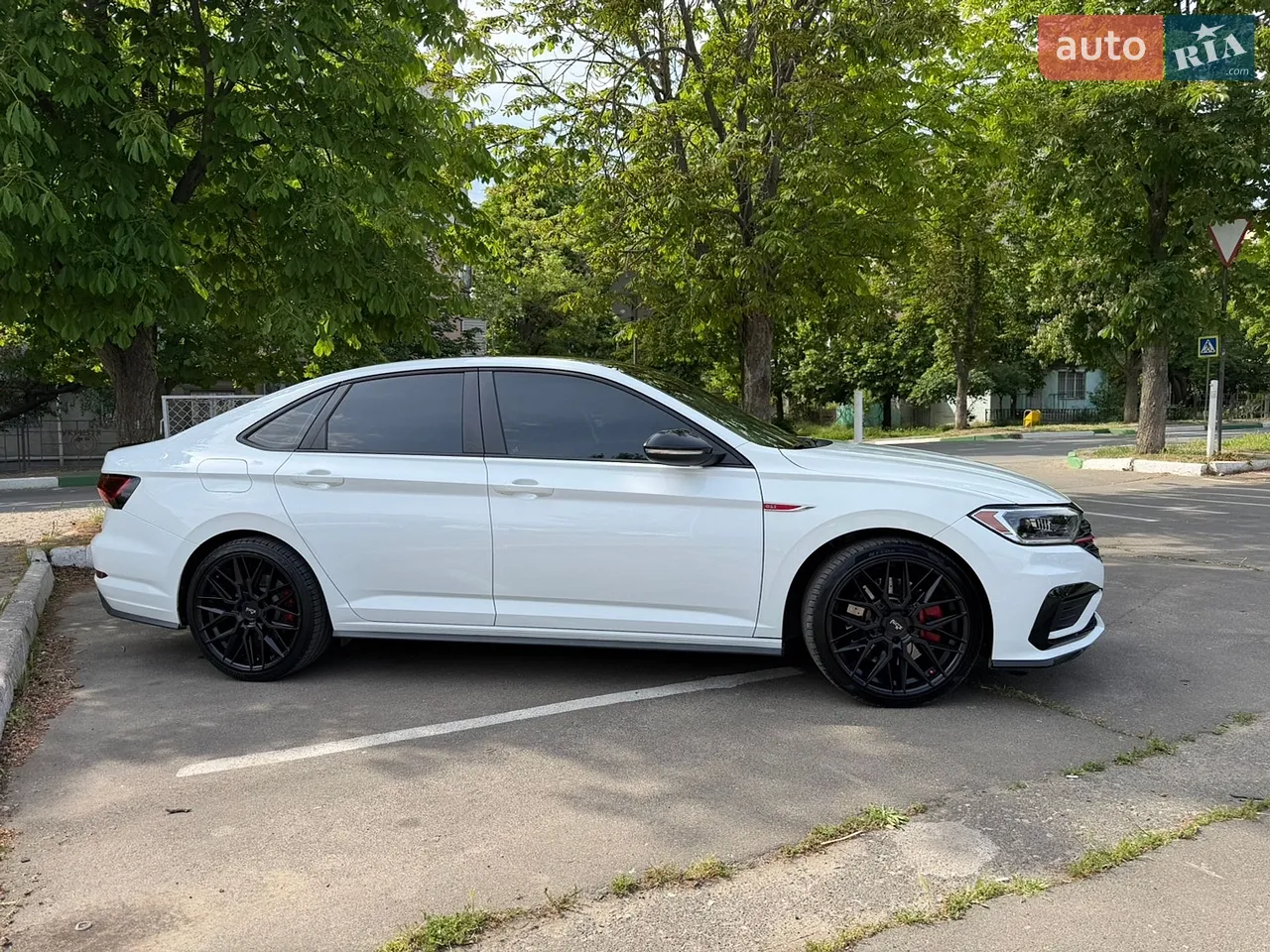 2019 Volkswagen Jetta - мініатюра 2