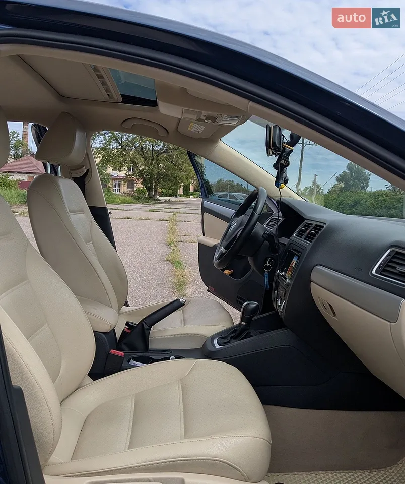 2013 Volkswagen Jetta - мініатюра 4