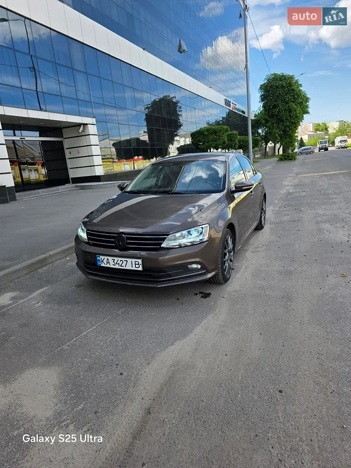 2015 Volkswagen Jetta - фото 1