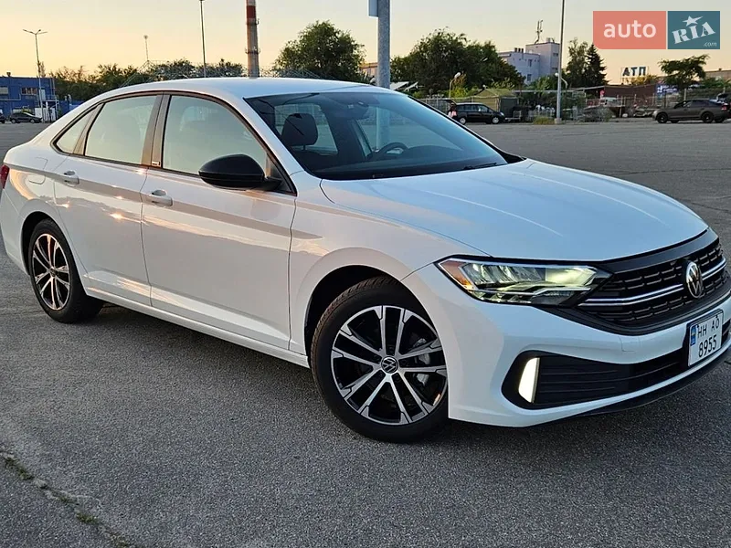 Volkswagen Jetta 2023