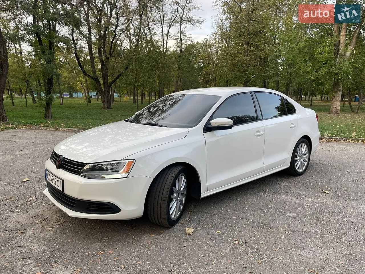 2011 Volkswagen Jetta - мініатюра 2
