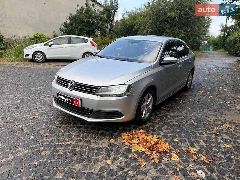 Volkswagen Jetta 2011