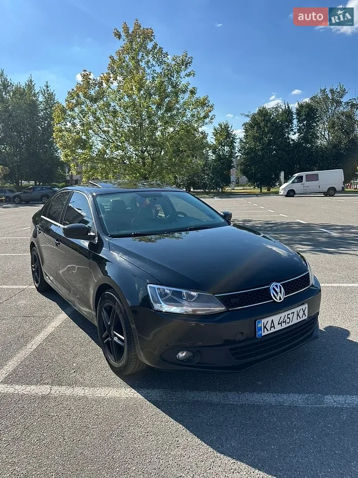2013 Volkswagen Jetta - фото 1