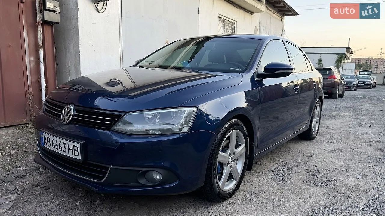 2011 Volkswagen Jetta - мініатюра 2