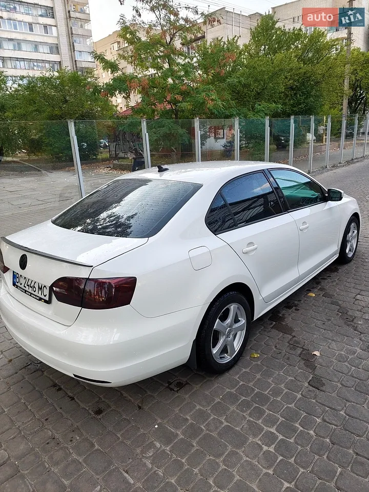 2013 Volkswagen Jetta - мініатюра 4