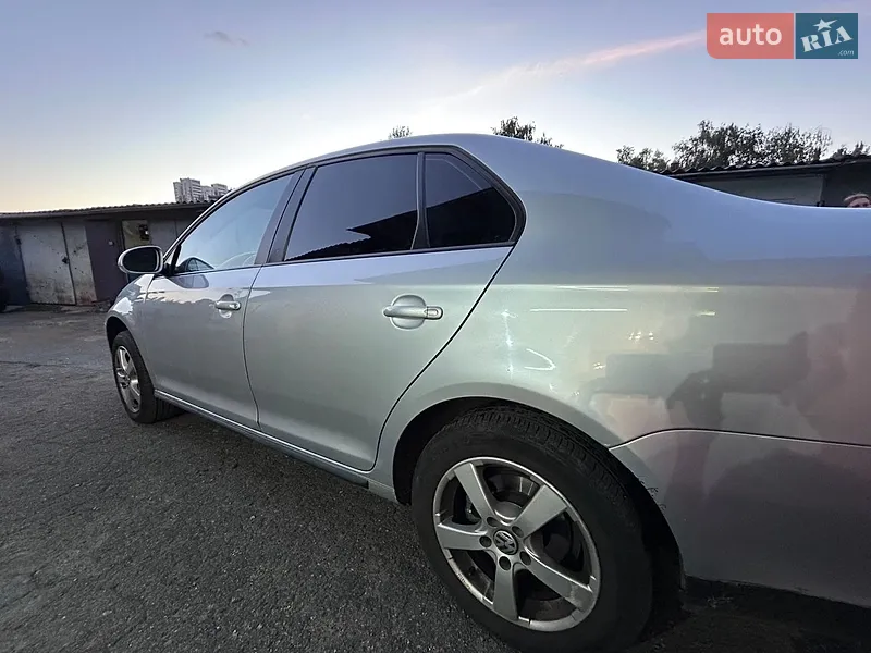 Volkswagen Jetta 2010