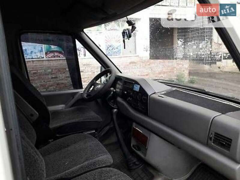 Микроавтобус Volkswagen LT 2002 в Краматорске