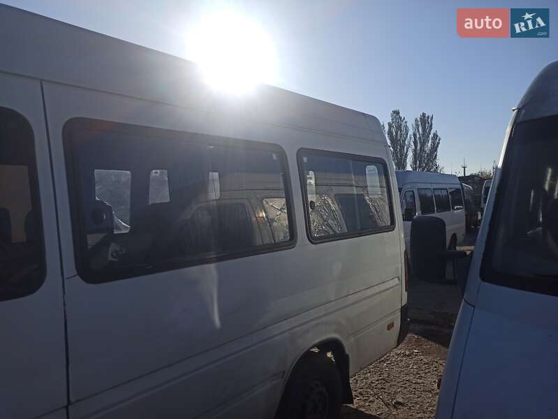 Городской автобус Volkswagen LT