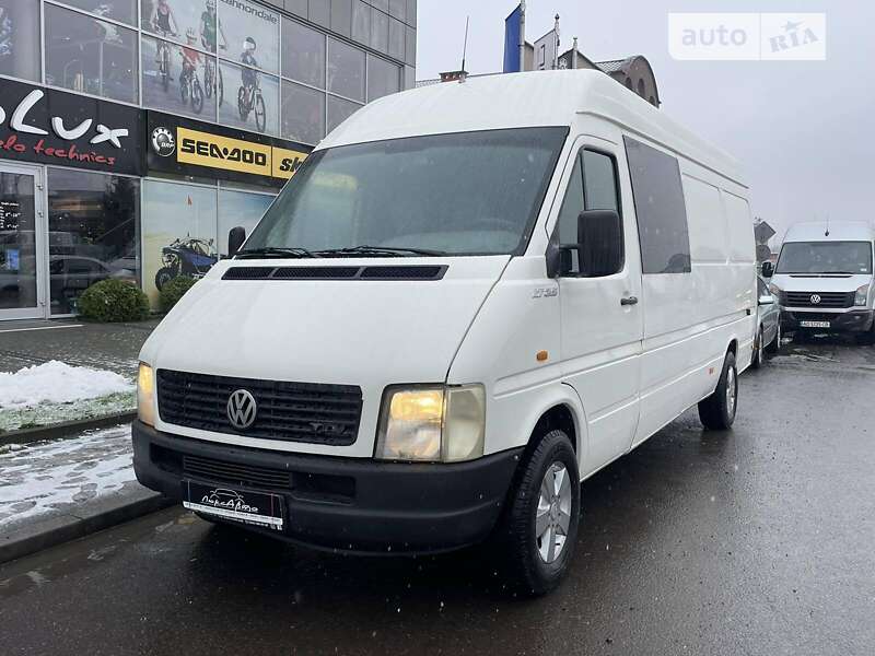 Грузопассажирский фургон Volkswagen LT