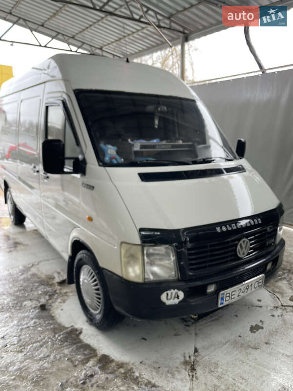 Микроавтобус грузовой (до 3,5т) Volkswagen LT