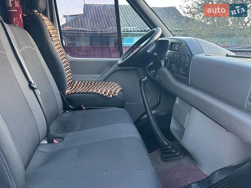 Мікроавтобус вантажний (до 3,5т) Volkswagen LT