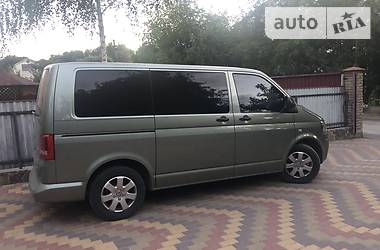 Volkswagen Multivan  2011