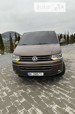 Volkswagen Multivan  2013