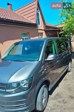 Volkswagen Multivan  2017