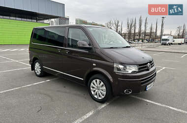 Volkswagen Multivan  2012