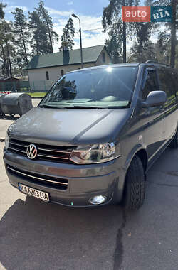 Volkswagen Multivan  2013