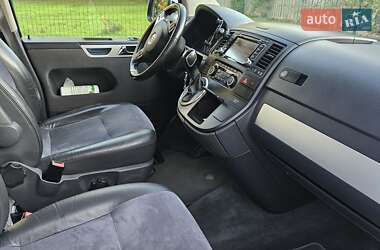 Минивэн Volkswagen Multivan 2011 в Стрые