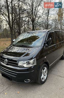 Volkswagen Multivan  2011