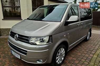 Volkswagen Multivan  2013