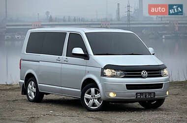 Volkswagen Multivan  2011