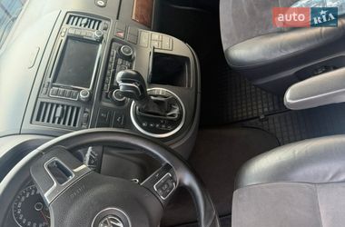 Volkswagen Multivan  2011