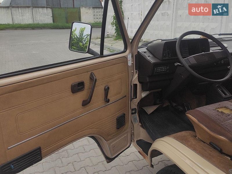 Минивэн Volkswagen Multivan 1989 в Хмельницком